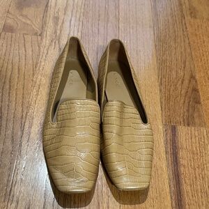 Vince Tan Leather Croc-Embossed Loafers